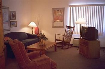 Mcgovern'S Motel And Suites Sun Prairie Buitenkant foto