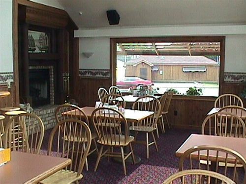 Mcgovern'S Motel And Suites Sun Prairie Buitenkant foto